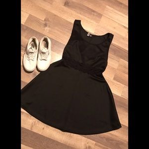 XL Black VIBE sports ware dress
